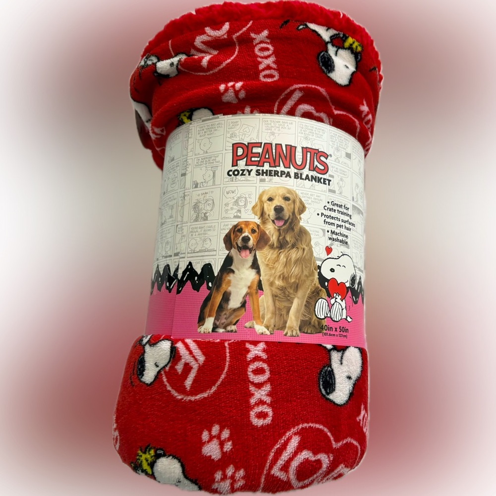 SNOOPY Peanuts Dog Sherpa Blanket Throw Hearts Love XOXO w/ Pet Paws New